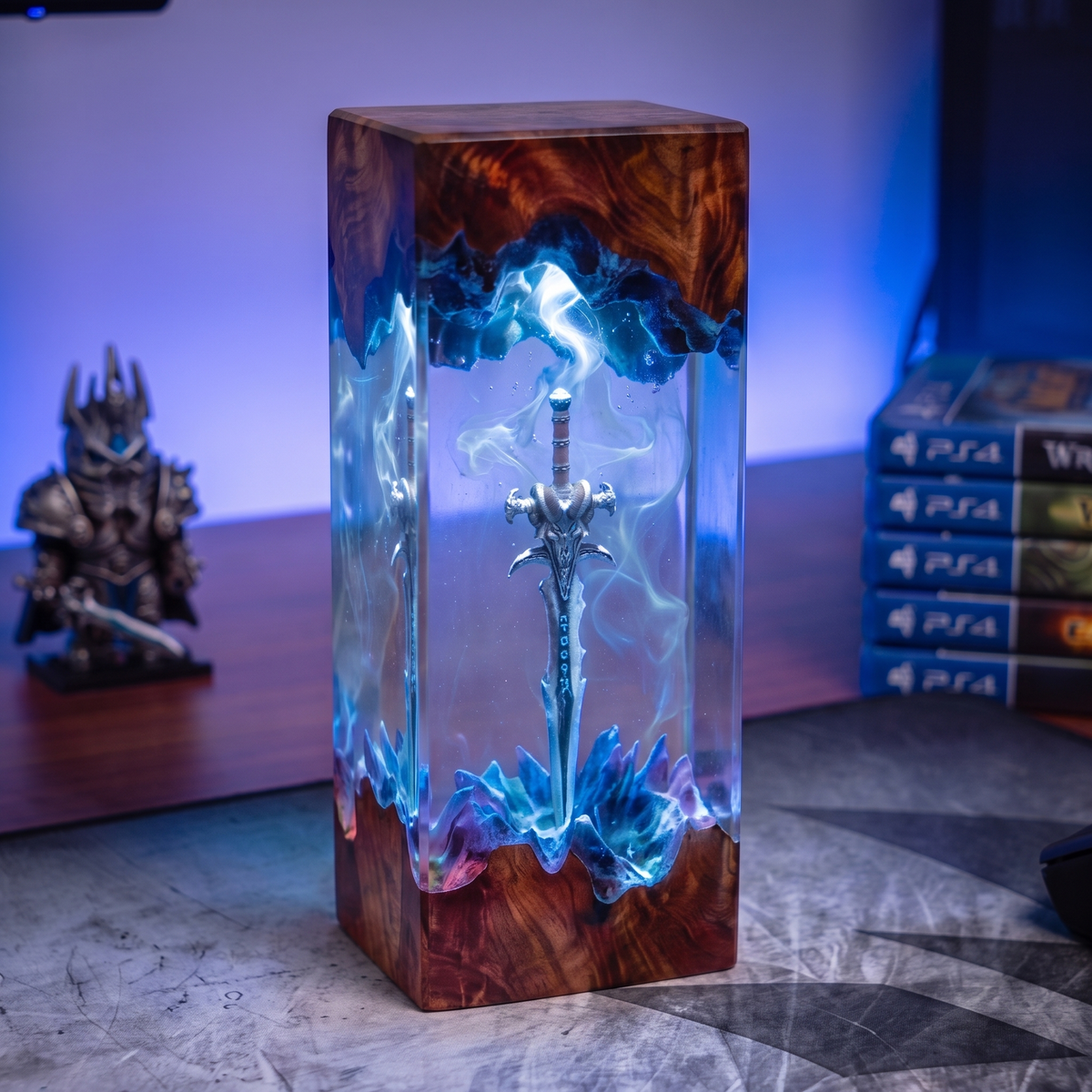 Handcrafted Resin Lamp ''King's Blade''™ Pre-Order (2 MONTHS)